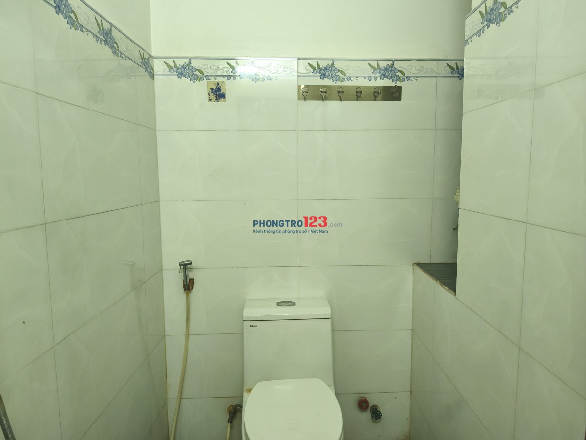 Phòng trọ cho sinh viên và nhân viên văn phòng gần chợ trường đại học, siêu thị, trạm xe buýt