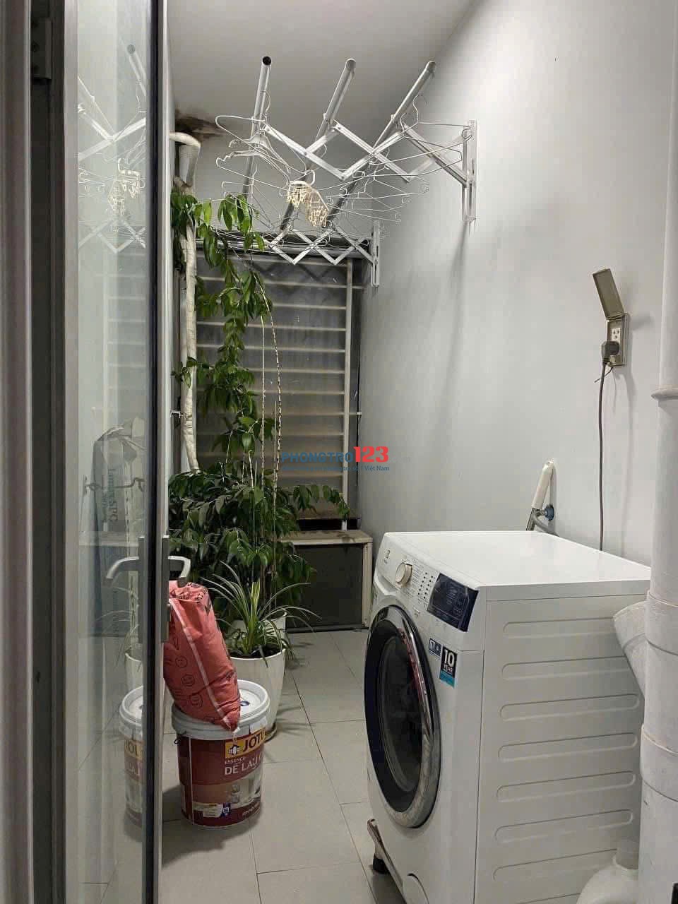 Chung Cư Res Green Tower - Tân Phú : 70m2- 2p ngủ, 2TL, 12tr, NT