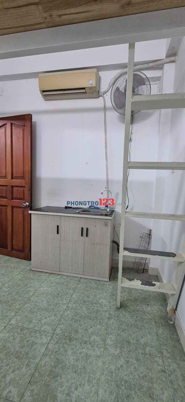 Cho thuê 3 phòng trọ mới, đẹp, giờ giấc tự do. Giá từ 3tr -> 3tr200. LH: 0918707912 Hiền