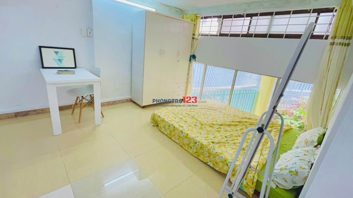 Cho thuê phòng 30m2 full nội thất – gần Etown Cộng Hòa, chợ Hoàng Hoa Thám – Tân Bình