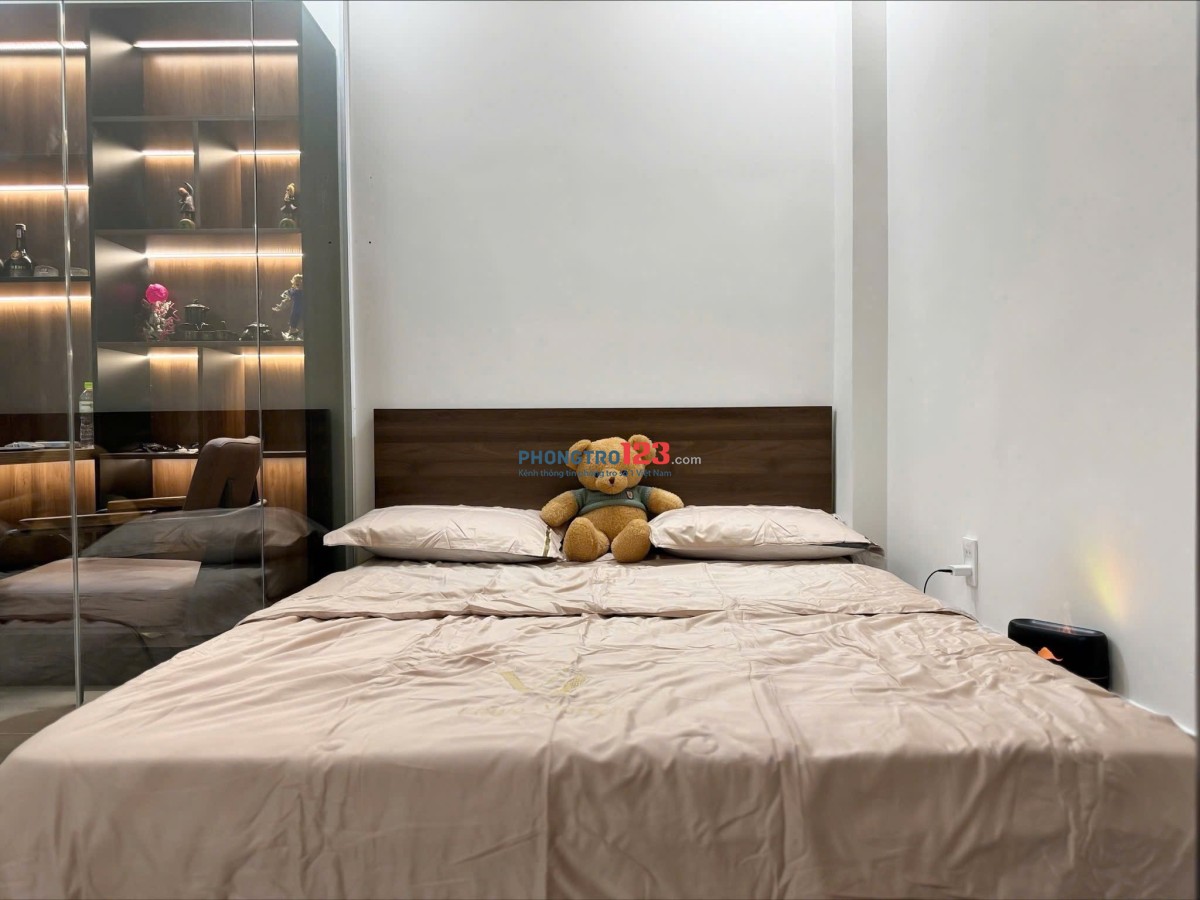 Căn hộ dịch vụ gần công viên hoàng hoa thám, Tân Bình