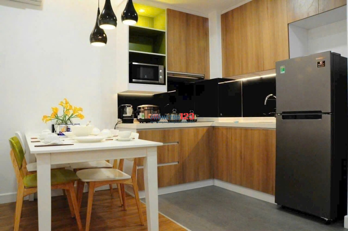 Chung cư Resgreen, Thoại Ngọc Hầu, TP: 2p ngủ, nội thất, 70m2, 11tr5