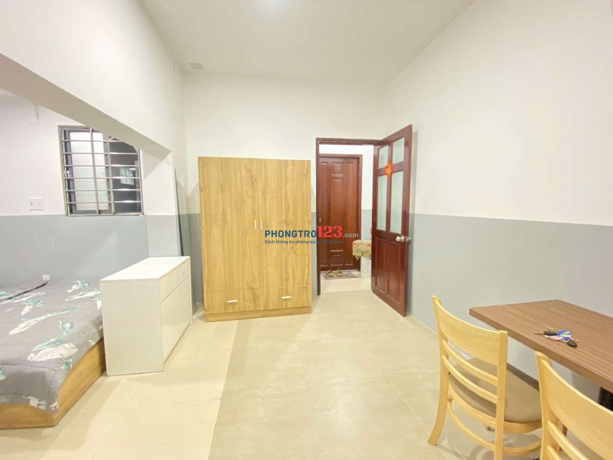CHO THUÊ PHÒNG FULL NỘI THẤT CỬA SỔ THOÁNG Ở BÌNH THẠNH GẦN ĐH UEF, FTU, UTH, HIU, - LH: 0334998413
