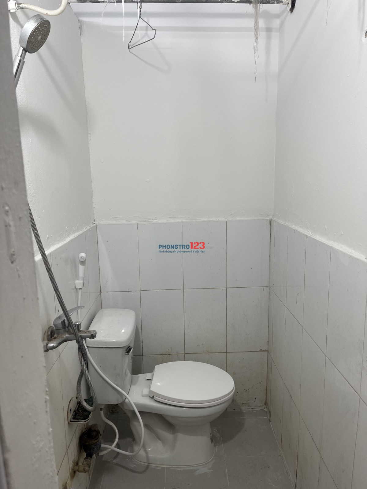 Cho thuê phòng trọ giá rẻ 15m2 chính chủ tại đường Trần Khát Chân, quận Hai Bà Trưng