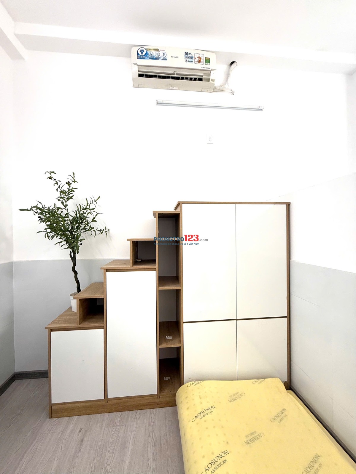 Cho thuê căn hộ Duplex có Ban công Q4 gần ĐH Luật, ĐH Nguyễn Tất Thành, cầu Ông Lãnh