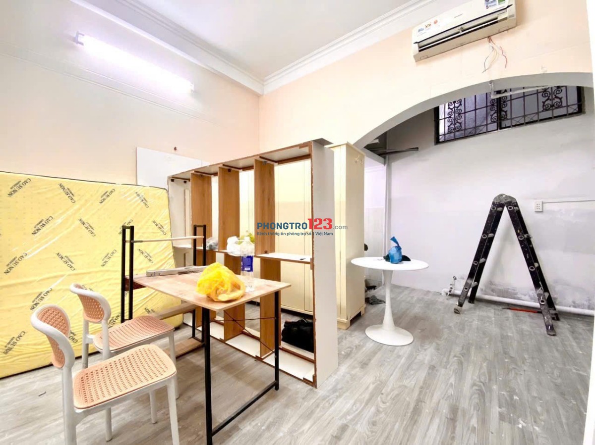  Căn Hộ 1PN Tách Bếp 40m2 - Mới Tinh, Có Máy Giặt Riêng - Gần Ngã Tư Phú Nhuận