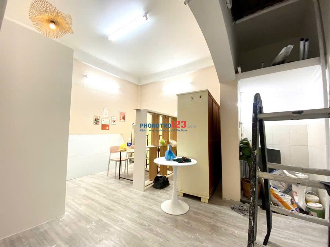  Căn Hộ 1PN Tách Bếp 40m2 - Mới Tinh, Có Máy Giặt Riêng - Gần Ngã Tư Phú Nhuận