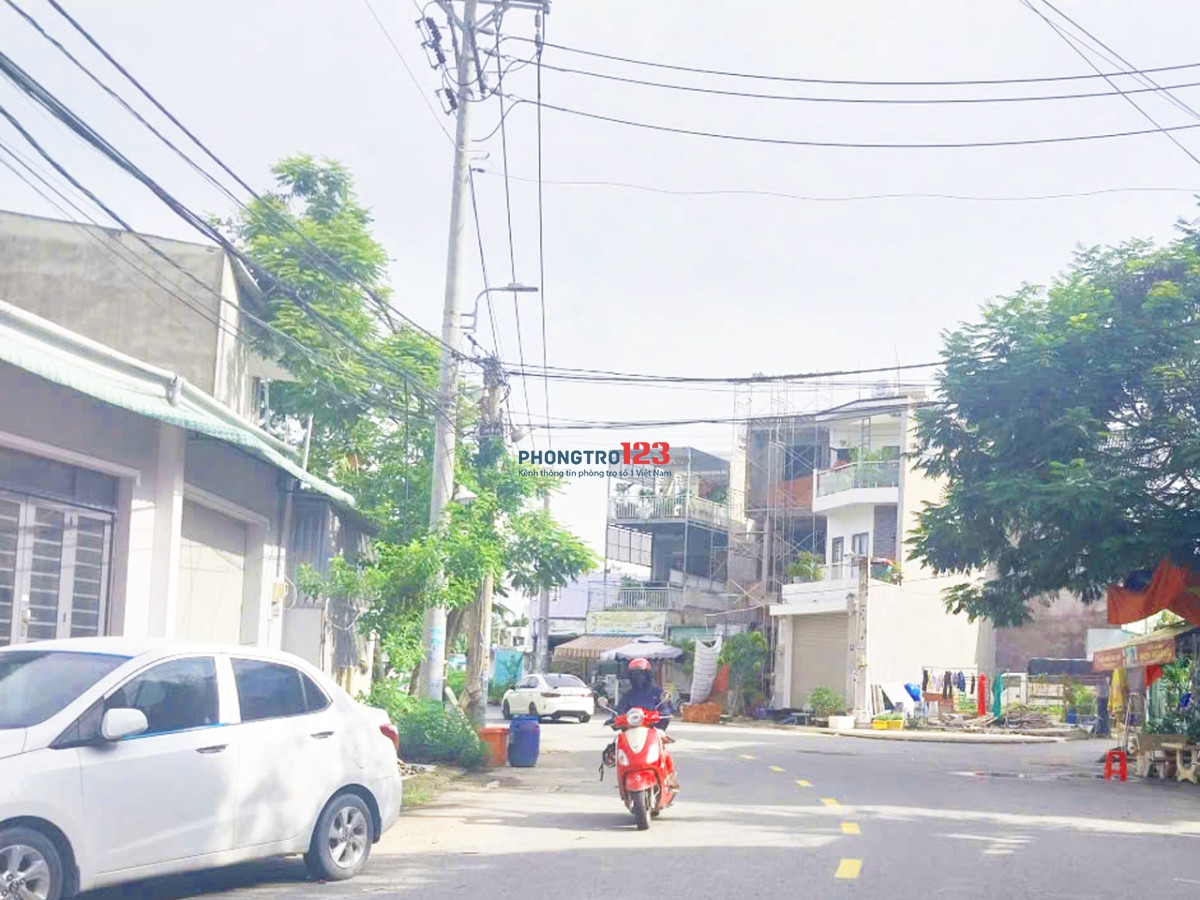 Studio gần khu CNC, FPT, UFM, Hutech, UTC2, ĐS 8 Lò Lu Chỉ 2 triệu 6