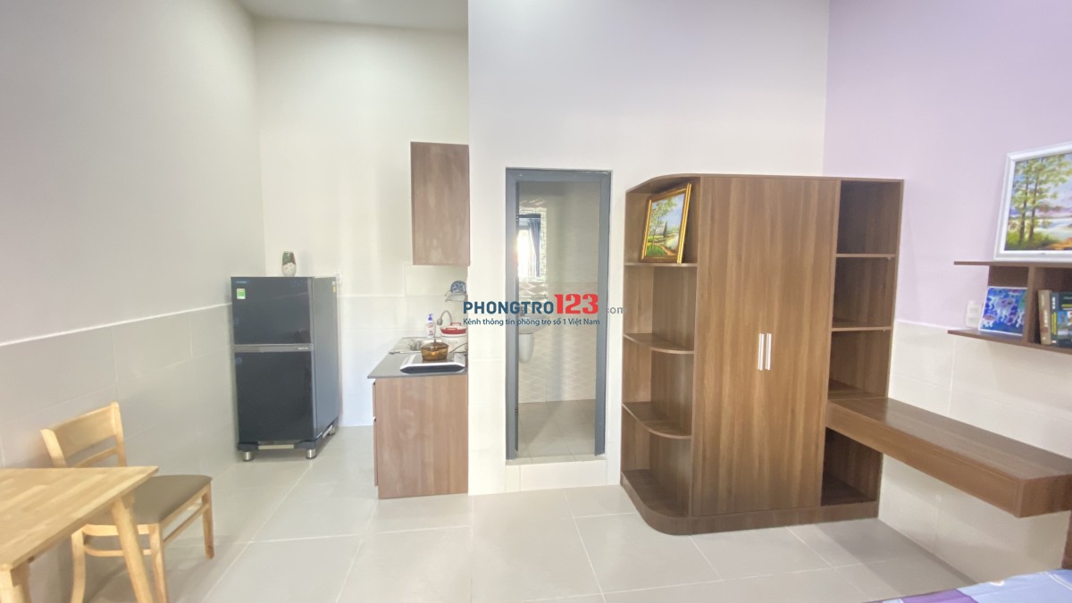 Chdv Full nội thất Cát Lái, 3tr9 cửa sổ 4tr2 ban công, ở ngay được