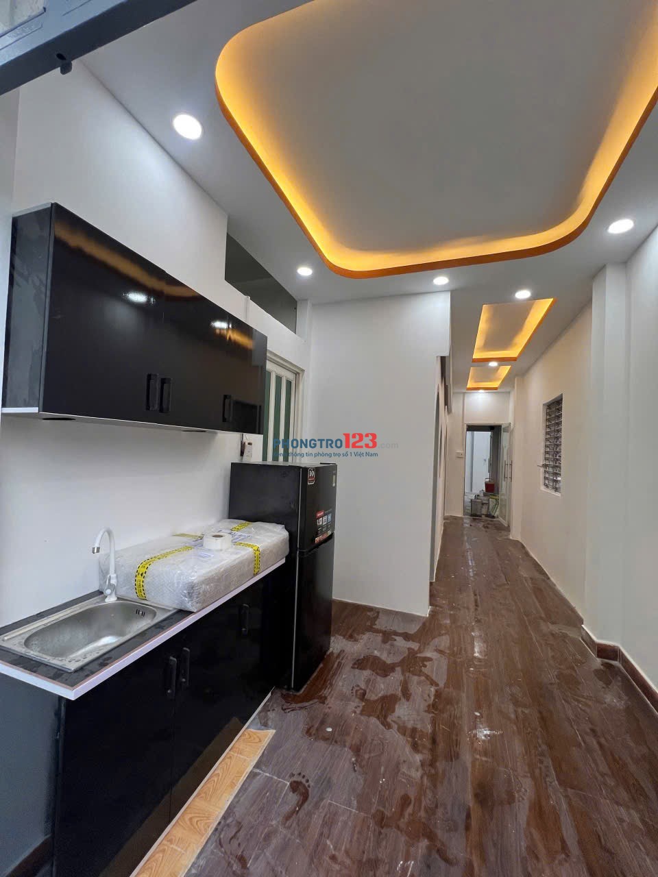 Chuỗi CHDV 2PN BAN CÔNG FULL NỘI THẤT GẦN SÂN BAY TÂN SƠN NHẤT,VÒNG XOAY LĂNG CHA CẢ QUẬN TÂN BÌNH