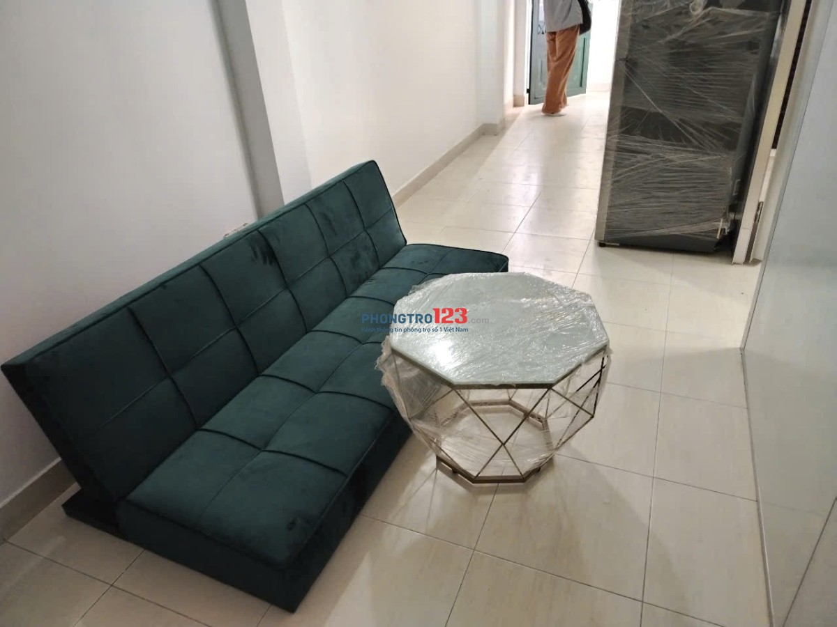  Cho thuê căn hộ 1 Phòng ngủ Ban công tại Q4 – Full nội thất, dọn vào ở ngay! 