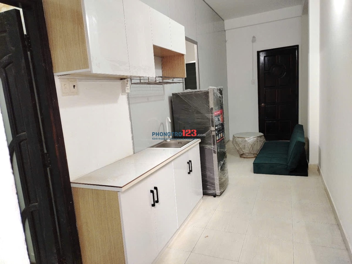  Cho thuê căn hộ 1 Phòng ngủ Ban công tại Q4 – Full nội thất, dọn vào ở ngay! 