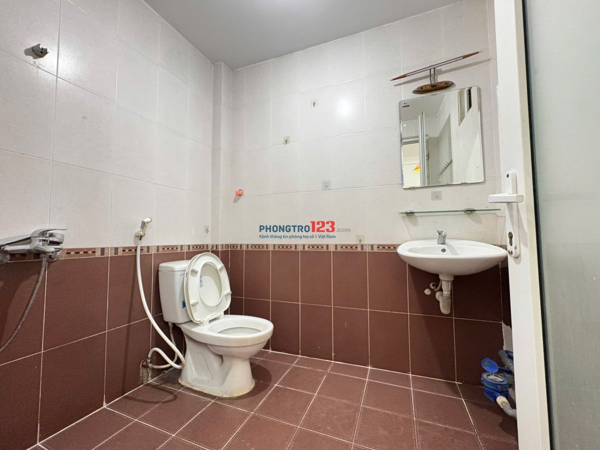 CHO THUÊ NHÀ TRỌ QUẬN 10 GẦN ĐH UEH, SƯ PHẠM, HUPLIF, Y DƯỢC, PHẠM NGỌC THẠCH Giá HSSV