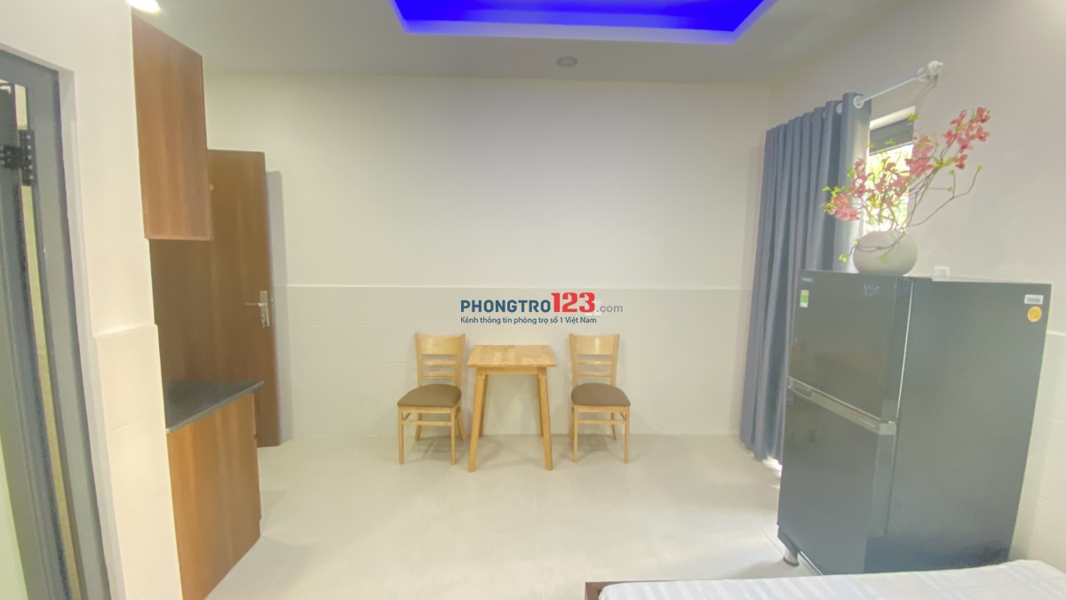 Chdv Full nội thất Cát Lái, 3tr9 cửa sổ 4tr2 ban công, ở ngay được