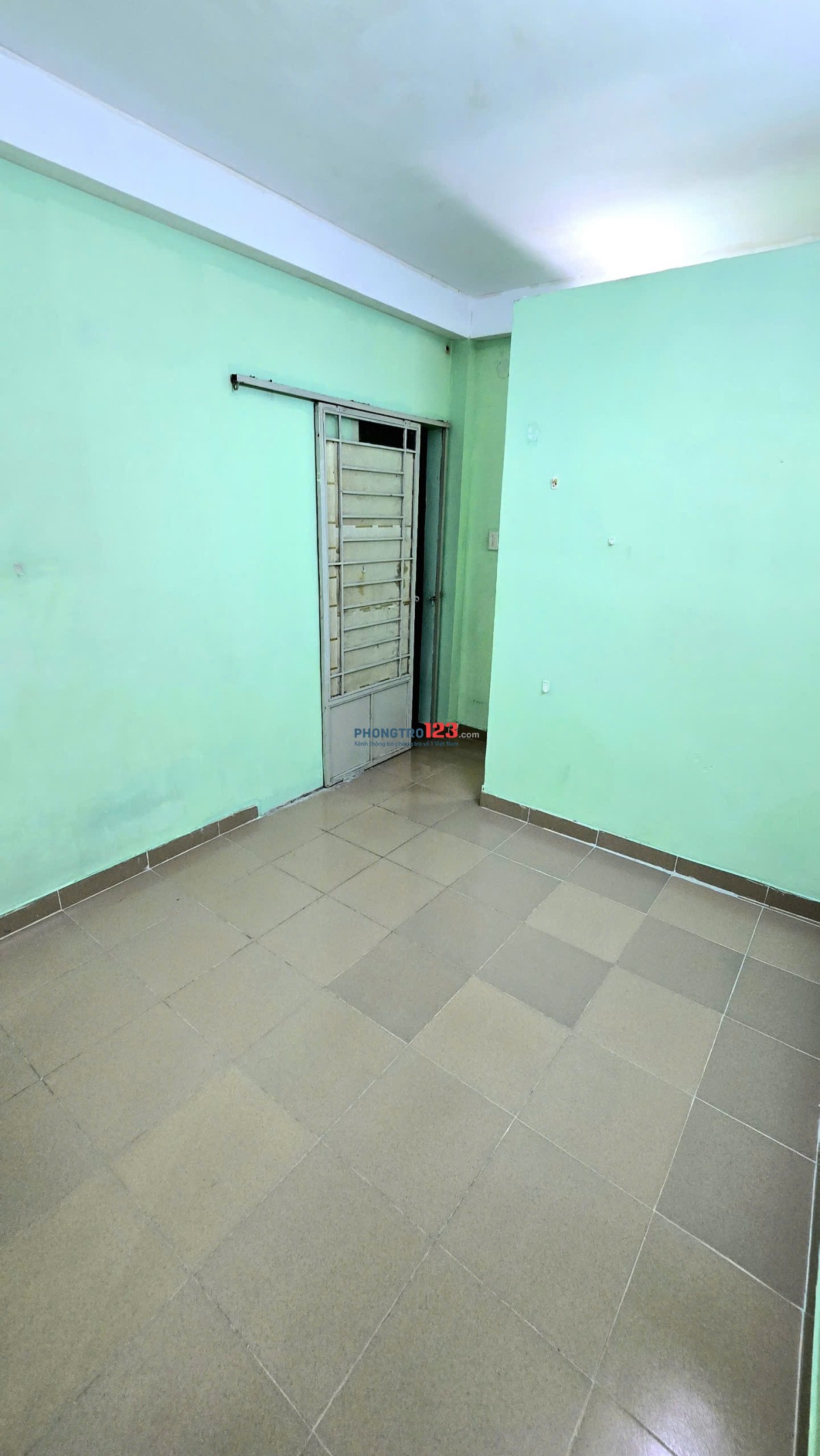 Phòng Trọ 12m2 Đường Thành Thái, Quận 10 Sạch Sẽ, Giá Rẻ