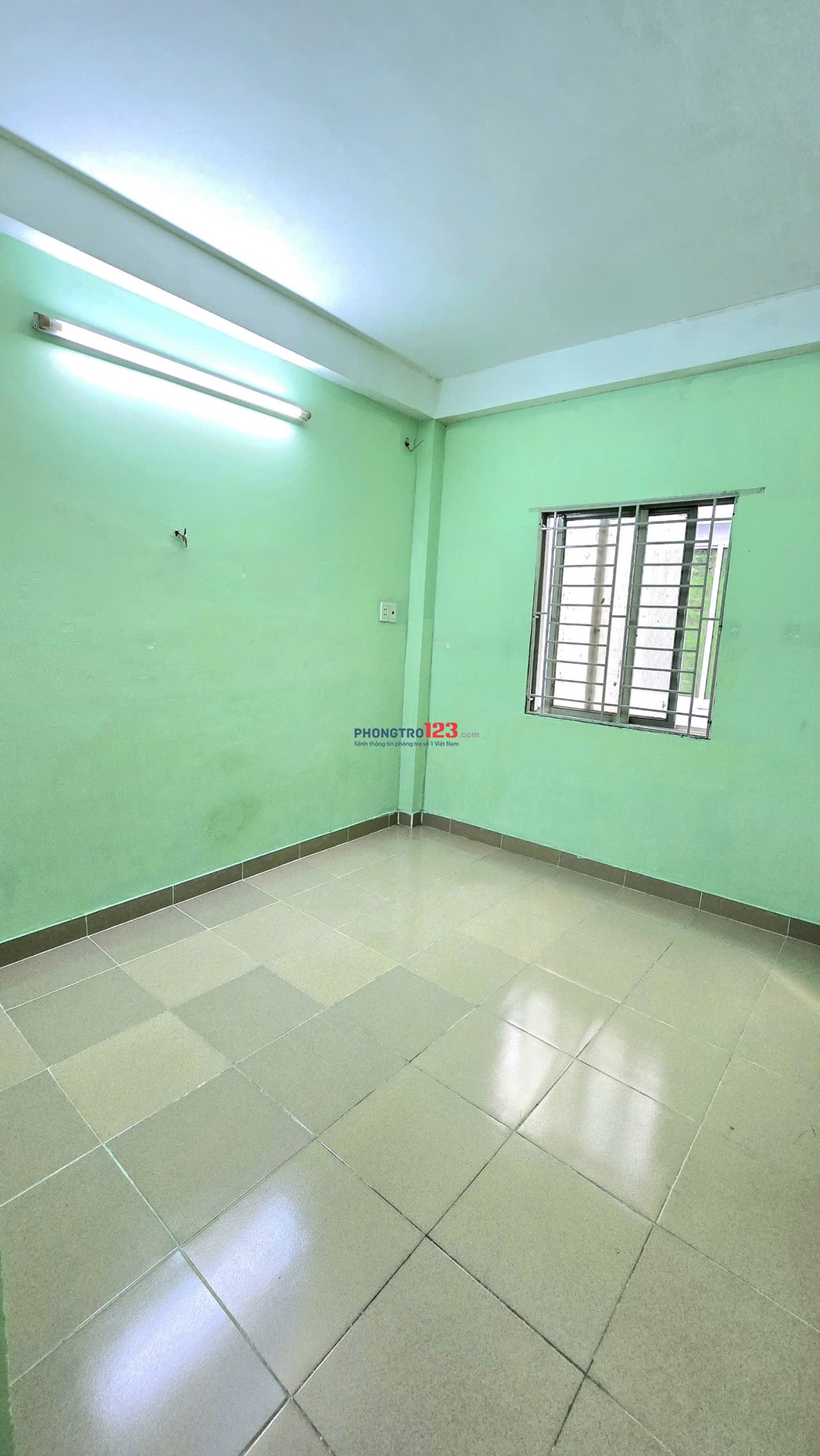 Phòng Trọ 12m2 Đường Thành Thái, Quận 10 Sạch Sẽ, Giá Rẻ
