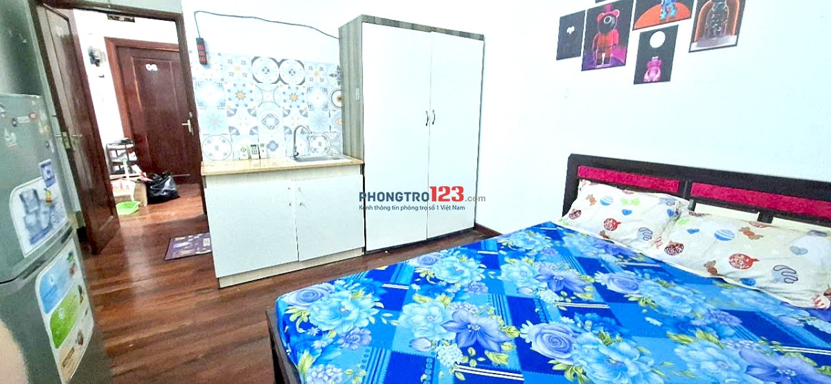Phòng Q10 siêu đẹp full NT - Tiện Ích Full-Giá ưu đãi