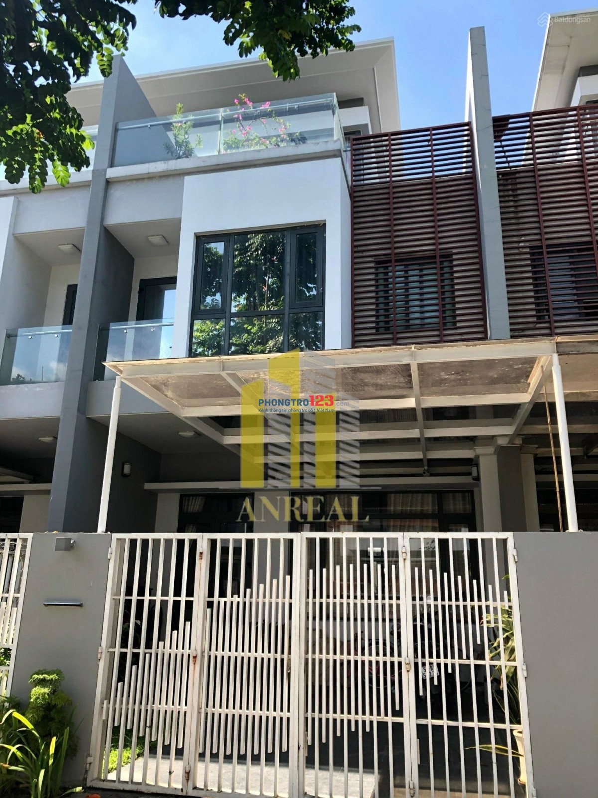 VILLA KHU QUẬN 2 GIÁ RẺ CÓ BẢO VỆ 24/24 CHỈ 20 TRIỆU