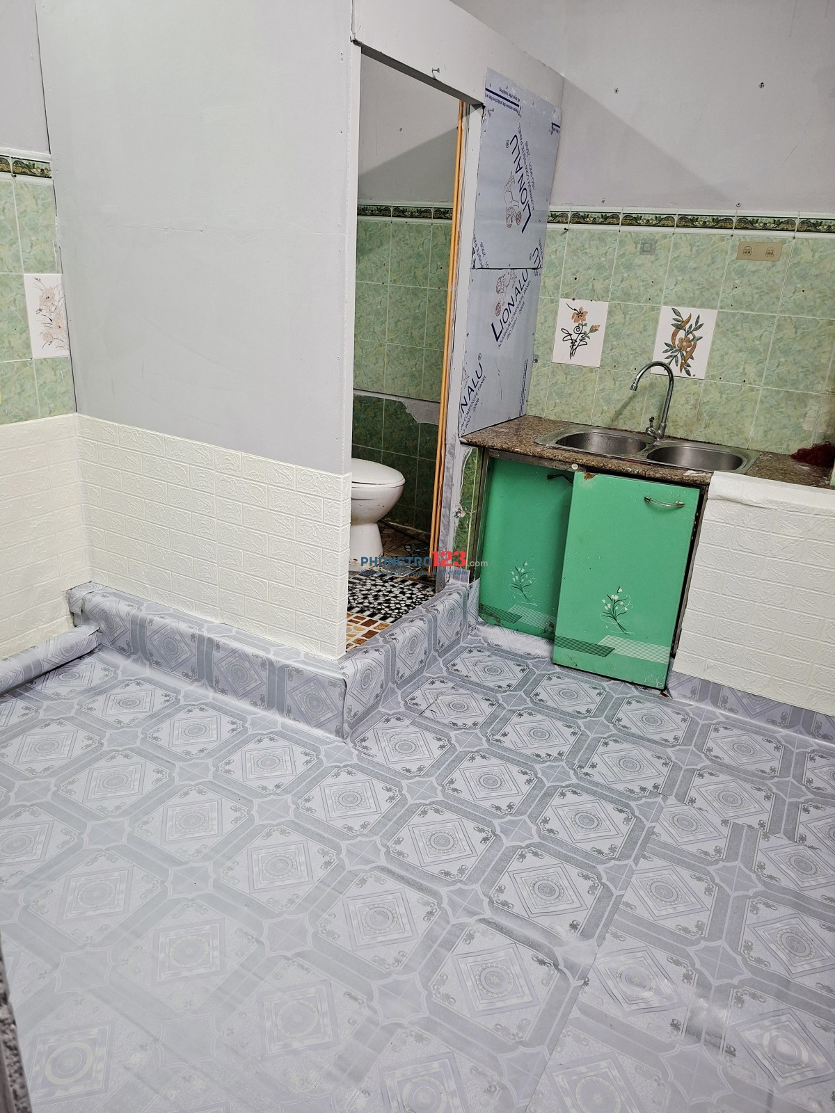 Cho Thuê Phòng Q10, rộng rãi thoải mái,tolet riêng.kệ bếp.phòng mới.2tr8