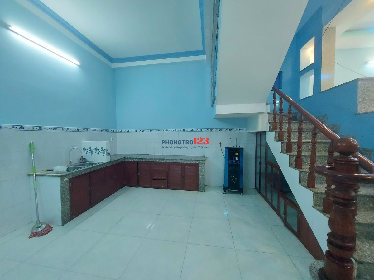 Cho thuê nhà hẻm xe hơi 5m đường Số 6 Nguyễn Duy Trinh 80m (5x16) - 2 tầng 4PN Long Trường, Quận 9.