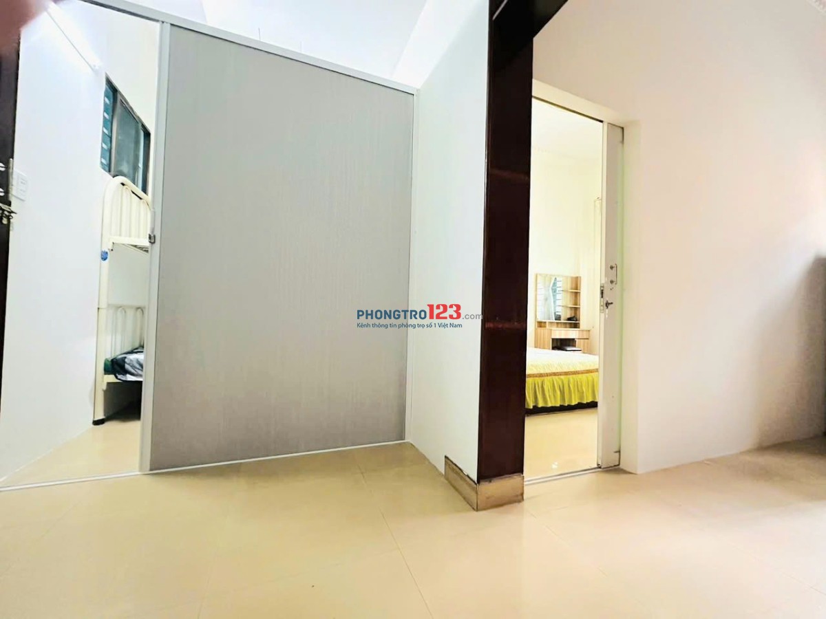 Căn Hộ 2PN + 1 phòng Bếp Rộng - Nguyễn Hữu Cảnh Gần Cầu SG, Thủ Thiêm
