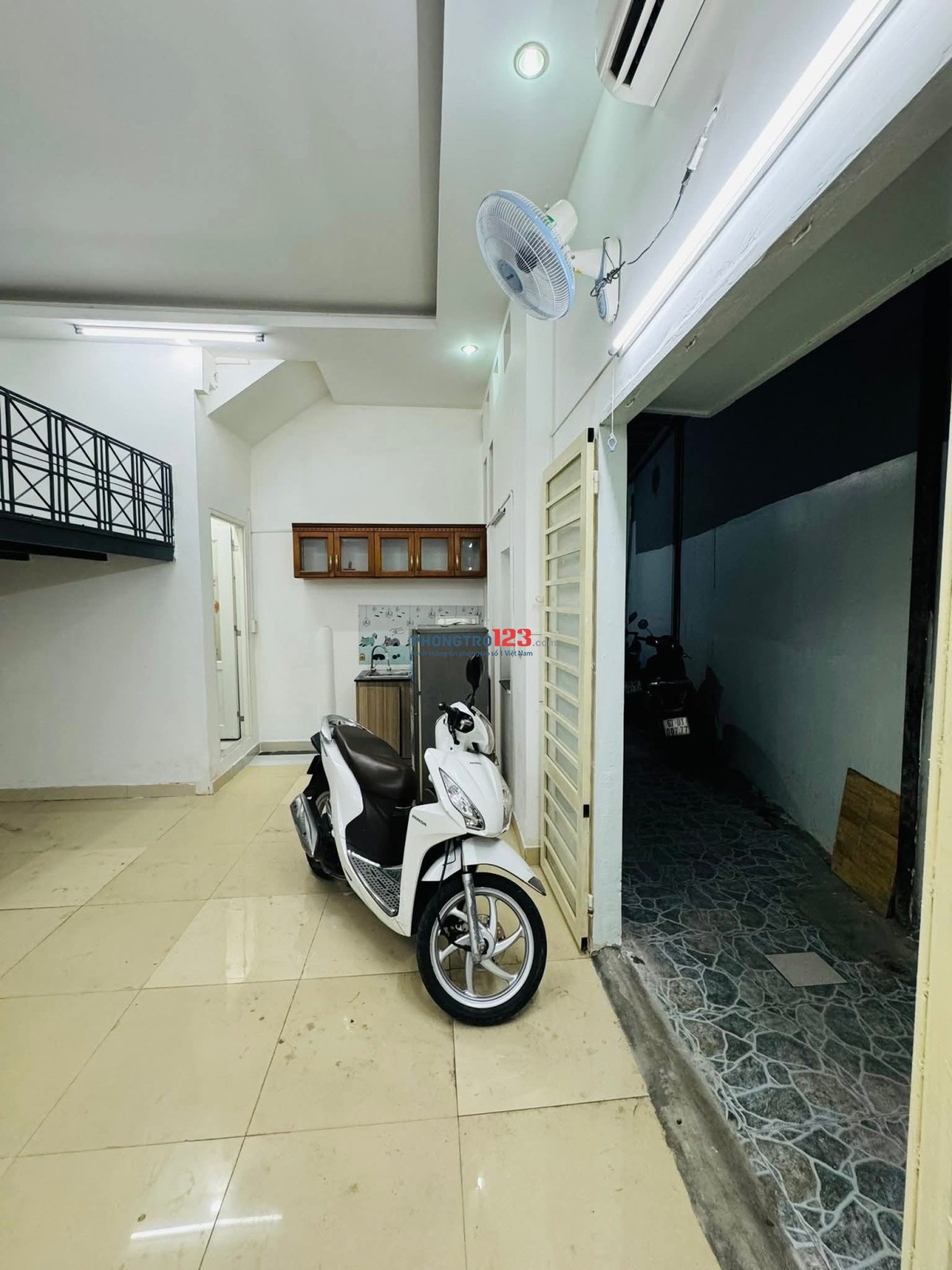 Phòng Duplex siêu rộng 35m2 đủ nội thất, 269 Phan Huy Ích Quận Gò Vấp.