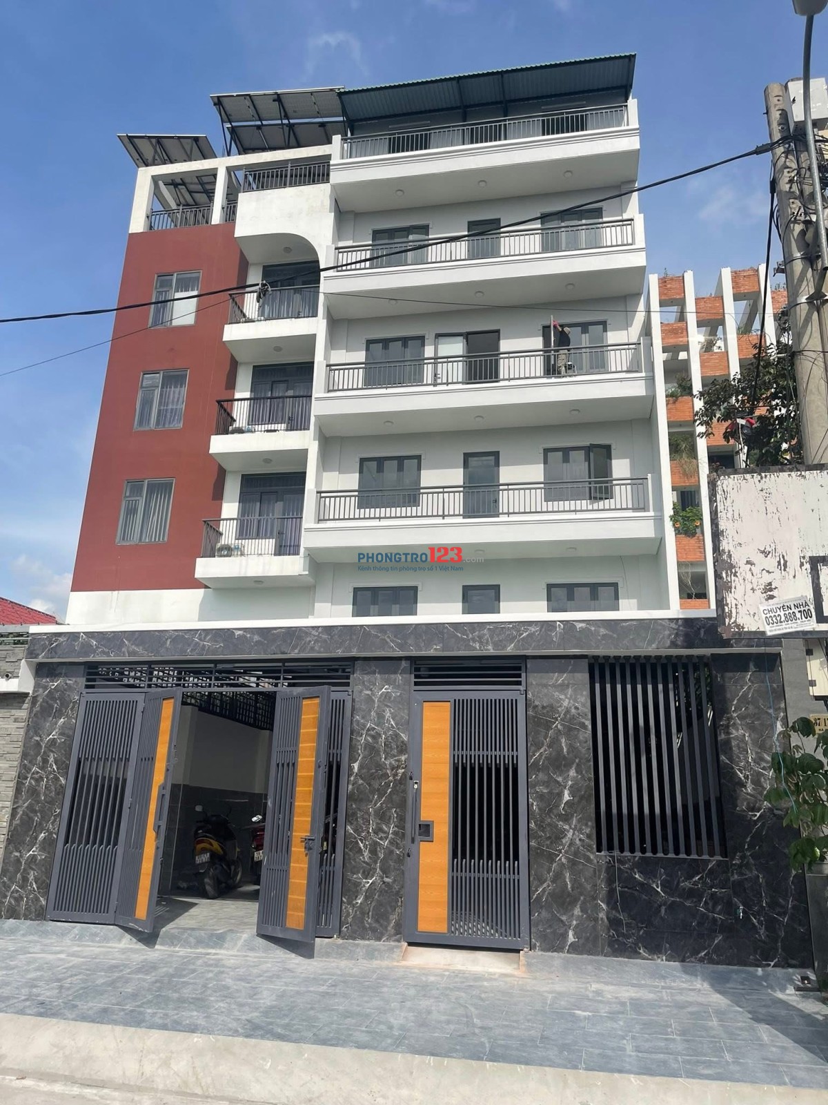PHÒNG NGAY TRỆT CỬA SỔ TRỜI MỚI XÂY gần NTTU 