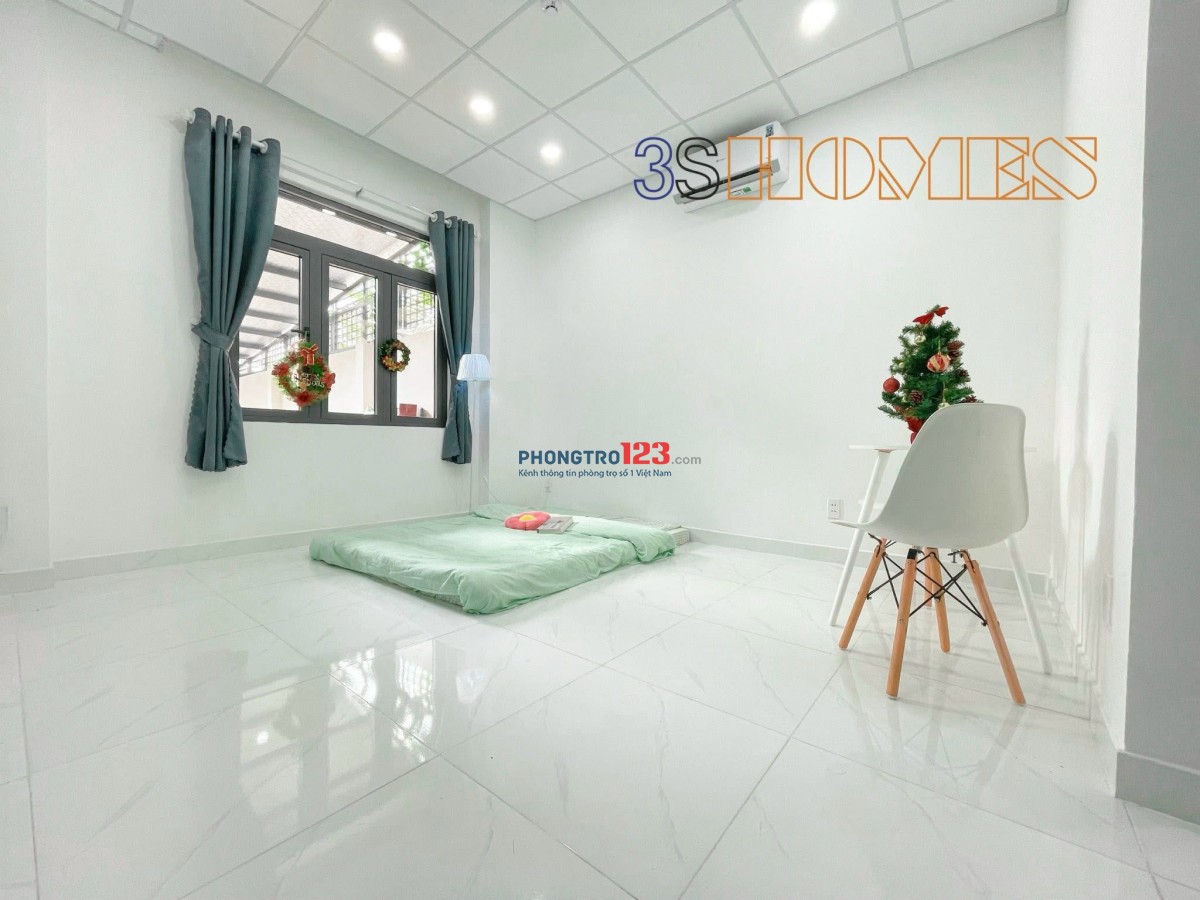 PHÒNG NGAY TRỆT CỬA SỔ TRỜI MỚI XÂY gần NTTU 