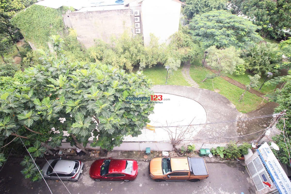 Cho thuê căn hộ studio 40m² gần Sân Bay, Quận Tân Bình