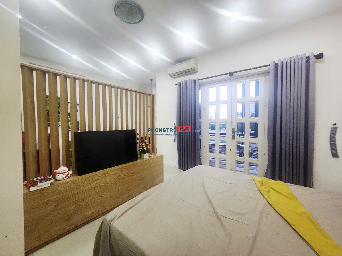 Cho thuê căn hộ studio 40m² gần Sân Bay, Quận Tân Bình