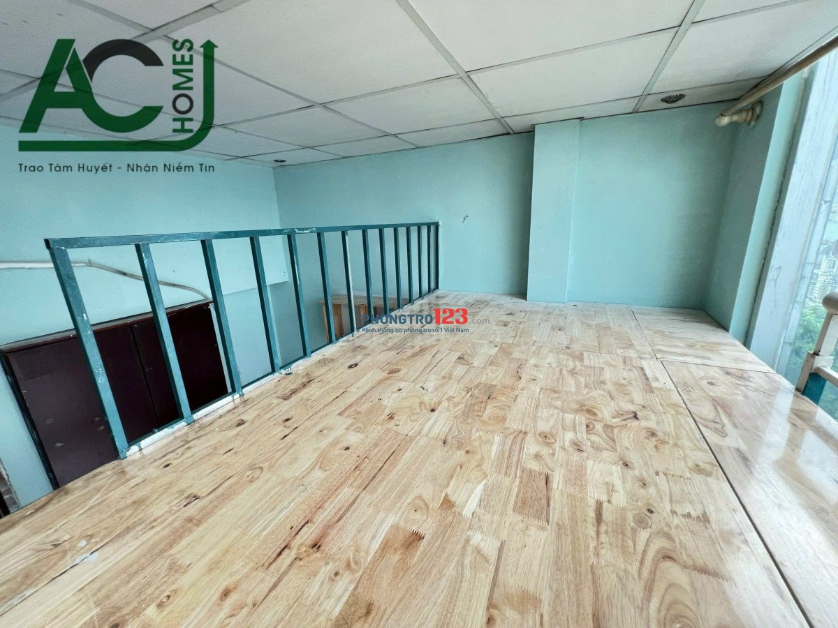 pass chiếc trọ ở Nguyễn Văn Quá - quận 12, gần CVPM Quang Trung sát đường chính lầu 4 có thang máy.