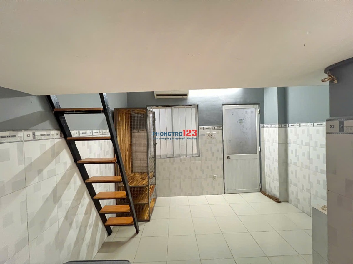 Nhà trọ gần hàng xanh, đầy đủ nội thất, giờ giấc ra vô tự do