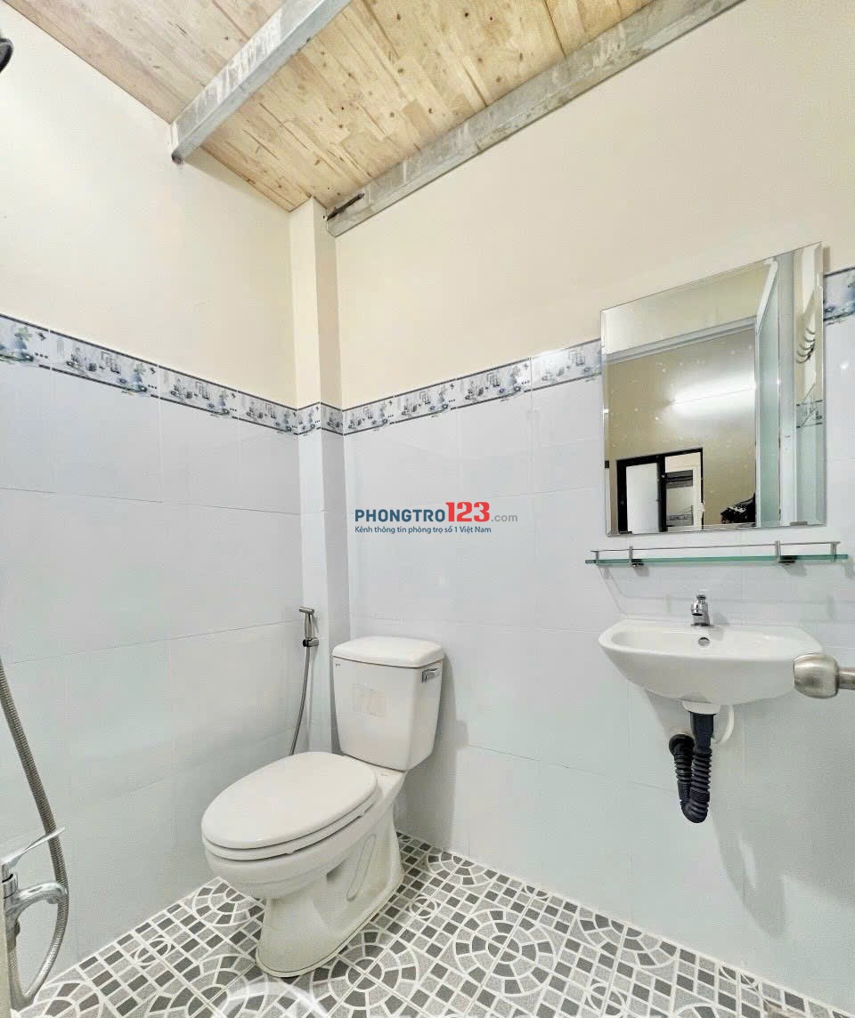 CĂN HỘ SINH VIÊN TÁCH BẾP FULL NỔI THẤT NGAY SÂN BAY TÂN BÌNH