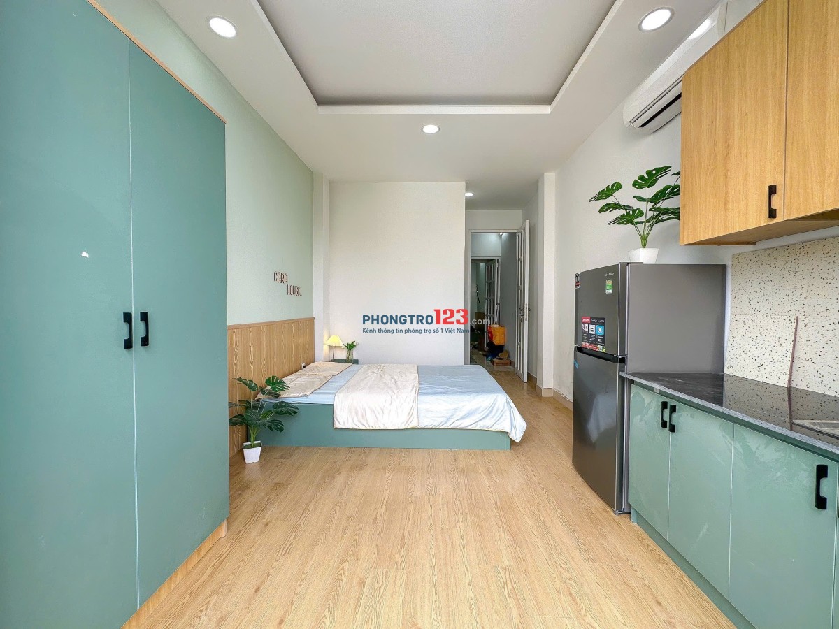  CHO THUÊ STUDIO CHDV_BAN CÔNG SIÊU XINH, FULL NT_GẦN UEH (CƠ SỞ A & B), HCMUT, HCMUE, HSU, VLU 