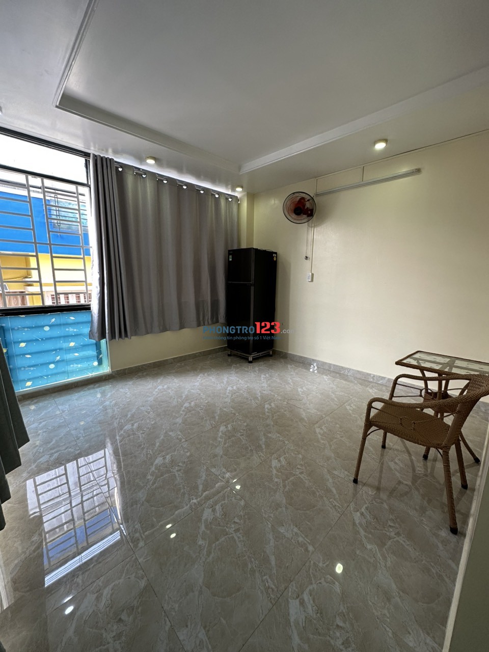 Quận 10, Cho thuê phòng, tiện nghi, khu an ninh yên tĩnh, máy lạnh, máy giặt, tủ lạnh, toilet riêng.