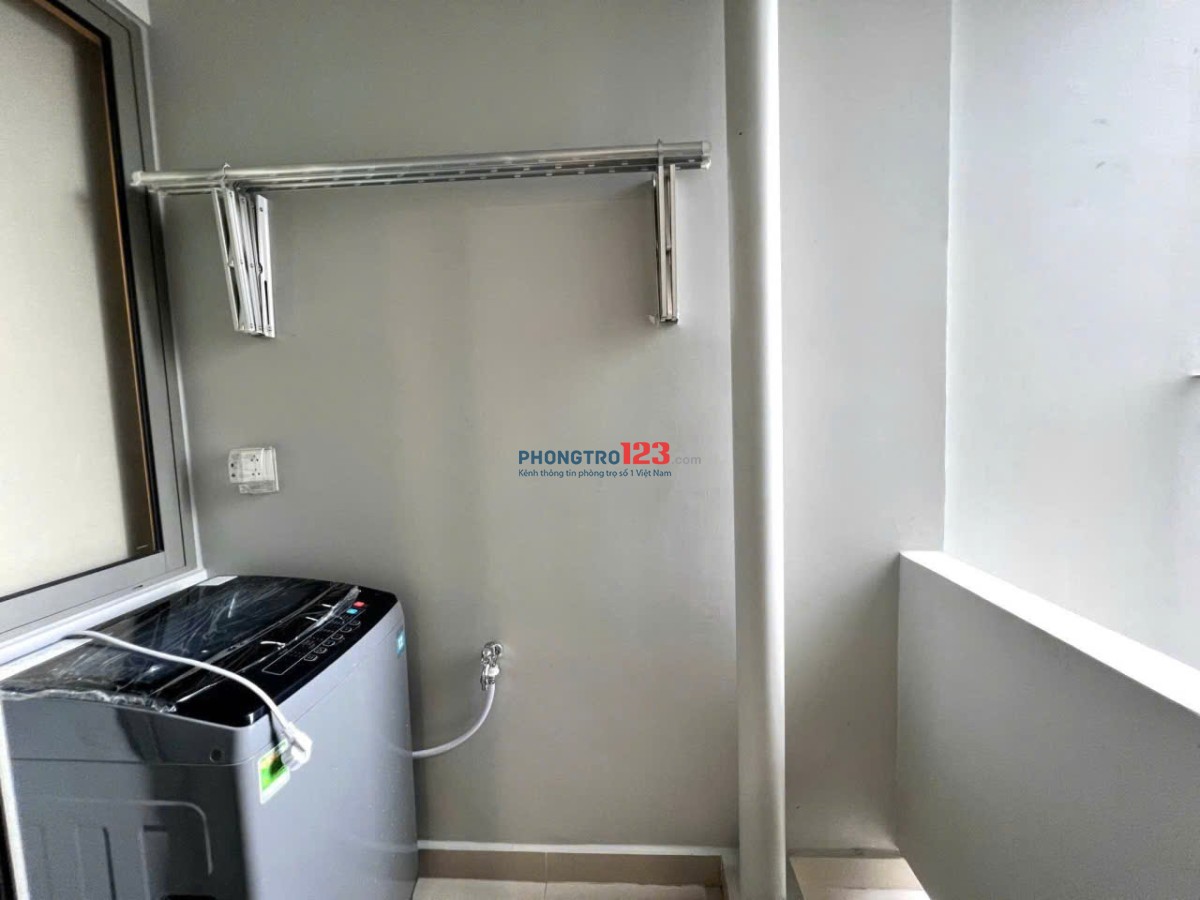 Chung cư Resgreen, Thoại Ngọc Hầu, TP: 70m2, 2pn, 2wc, nội thất, 12tr