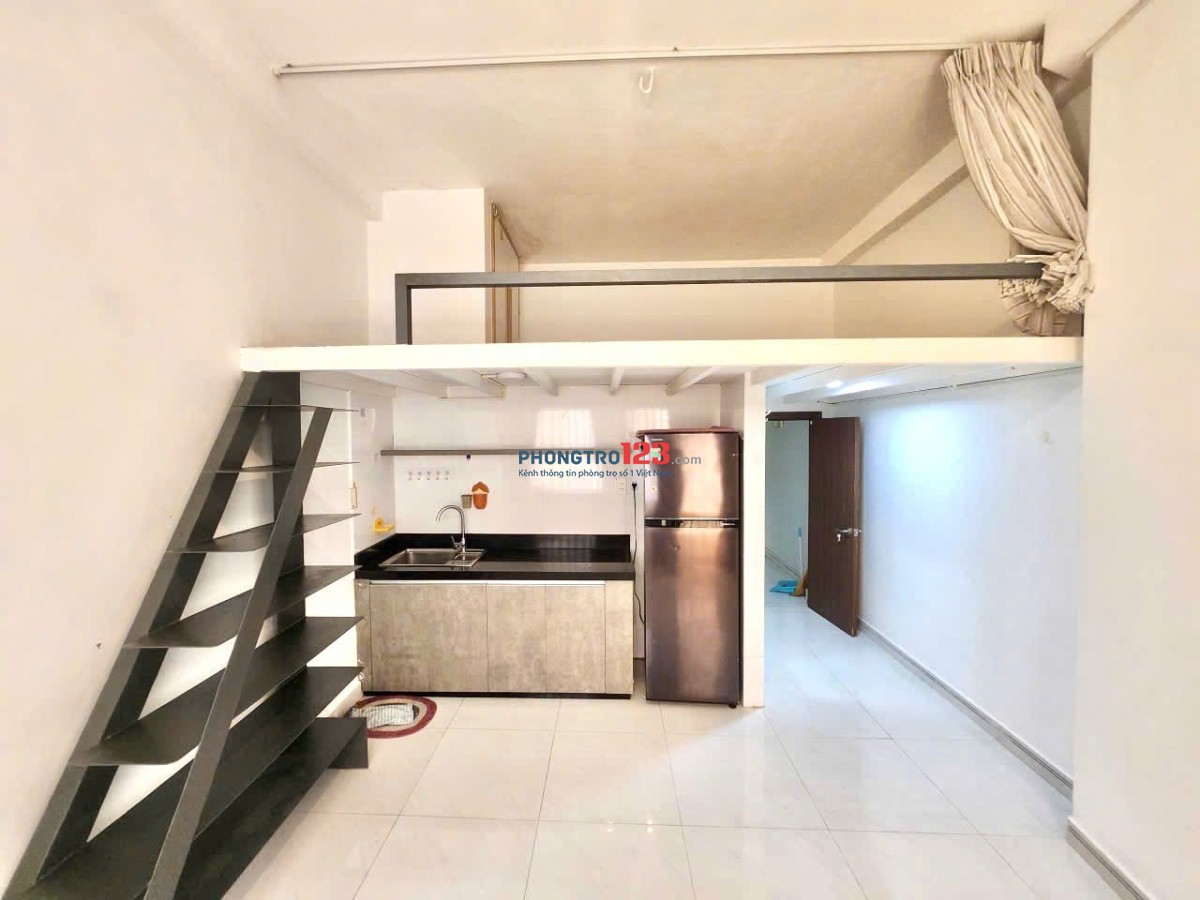 Căn hộ duplexban công chỉ tính điện nước