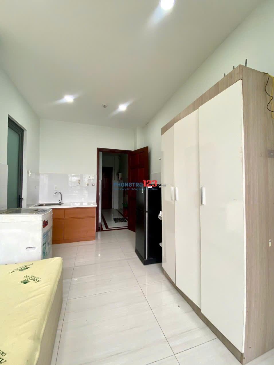  Căn Hộ Cho Thuê Full Nội Thất - Cửa Sổ - Ngay ĐH Giao Thông Vận Tải