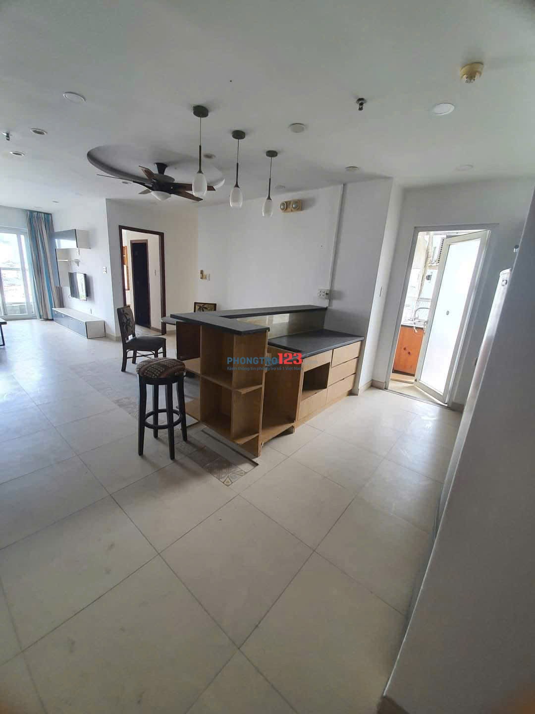 Chung cư Cộng Hòa Plaza, P12, Tân Bình, 75m2, 2PN, 2WC, 15tr/tháng.