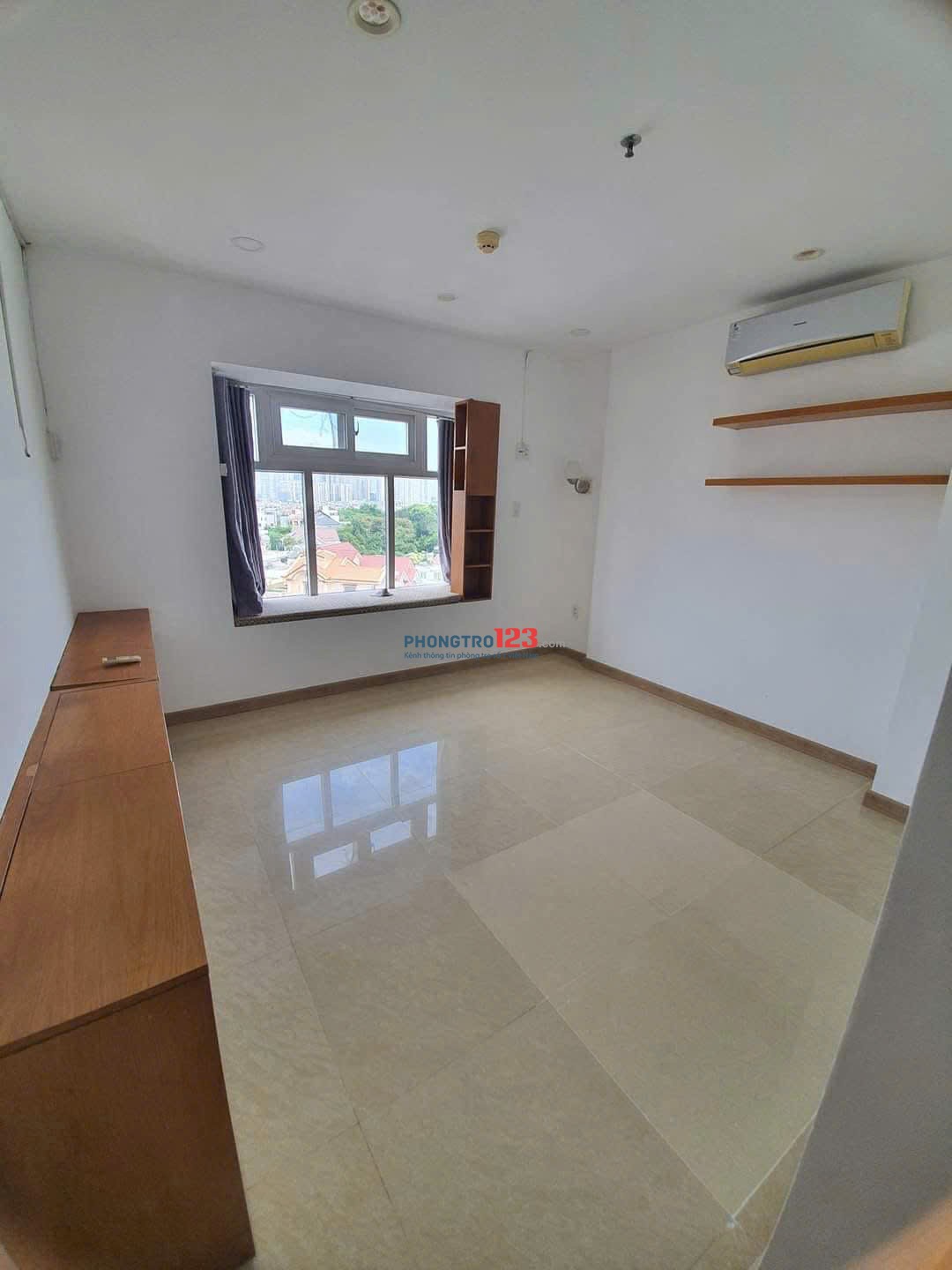 Chung cư Cộng Hòa Plaza, P12, Tân Bình, 75m2, 2PN, 2WC, 15tr/tháng.