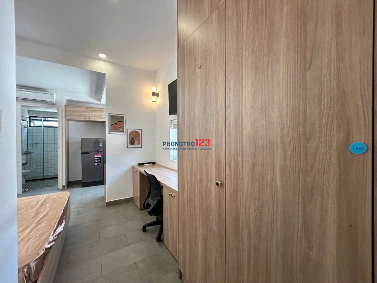 PHÒNG STUDIO CỬA SỔ FULL NỘI THẤT GẦN LOTTE, Sunrise, Gần TDTU, NTTU, ĐH UFM, RMIT
