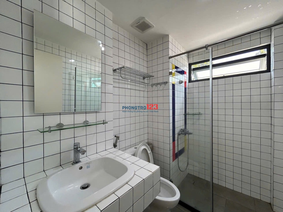 PHÒNG STUDIO CỬA SỔ FULL NỘI THẤT GẦN LOTTE, Sunrise, Gần TDTU, NTTU, ĐH UFM, RMIT