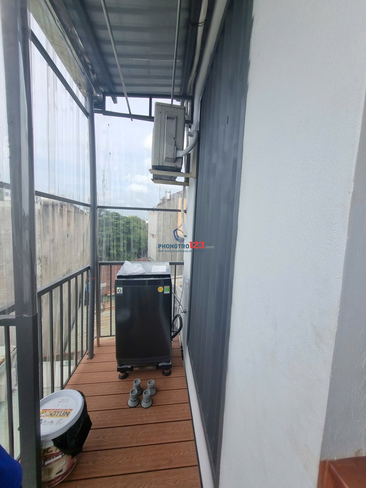 Cho thuê ký túc xá tiện nghi gần trường ĐH Kinh tế Luật , giá 1,7 triệu/người/tháng, phòng 4 giường.