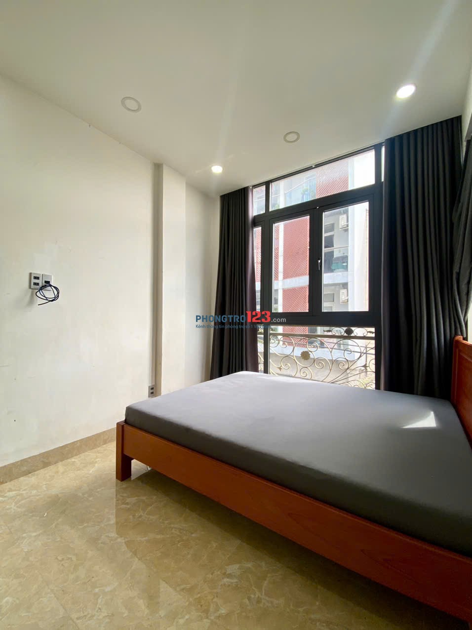 Căn Hộ Full Nội Thất - Thang Máy - Cửa Sổ - Khu Phan Xích Long - Ngã Tư Phú Nhuận
