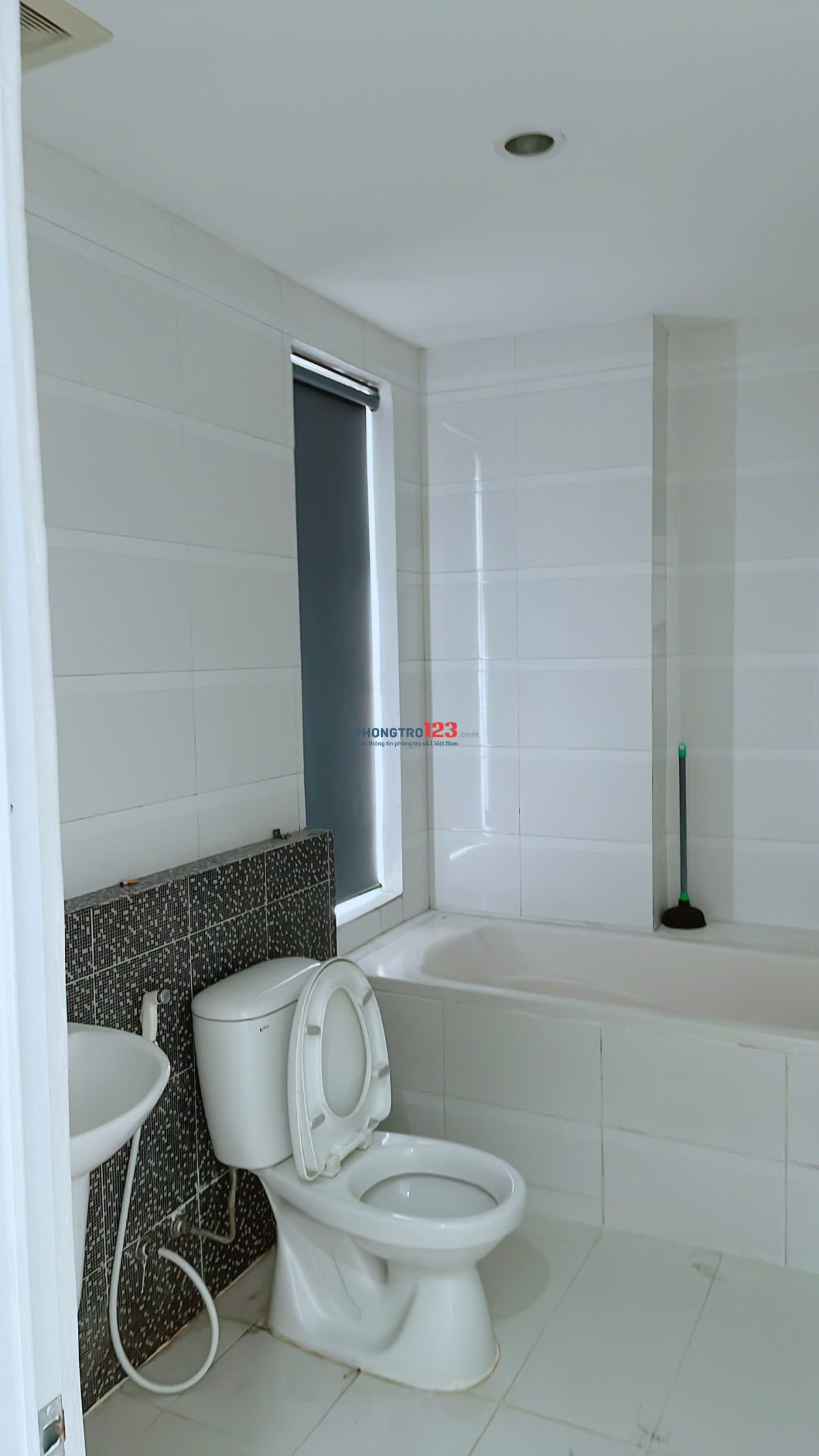 Tôi cần cho thuê gấp căn hộ 127m2 - 3PN ở Terra Rosa giá 8 Tr/th như hình