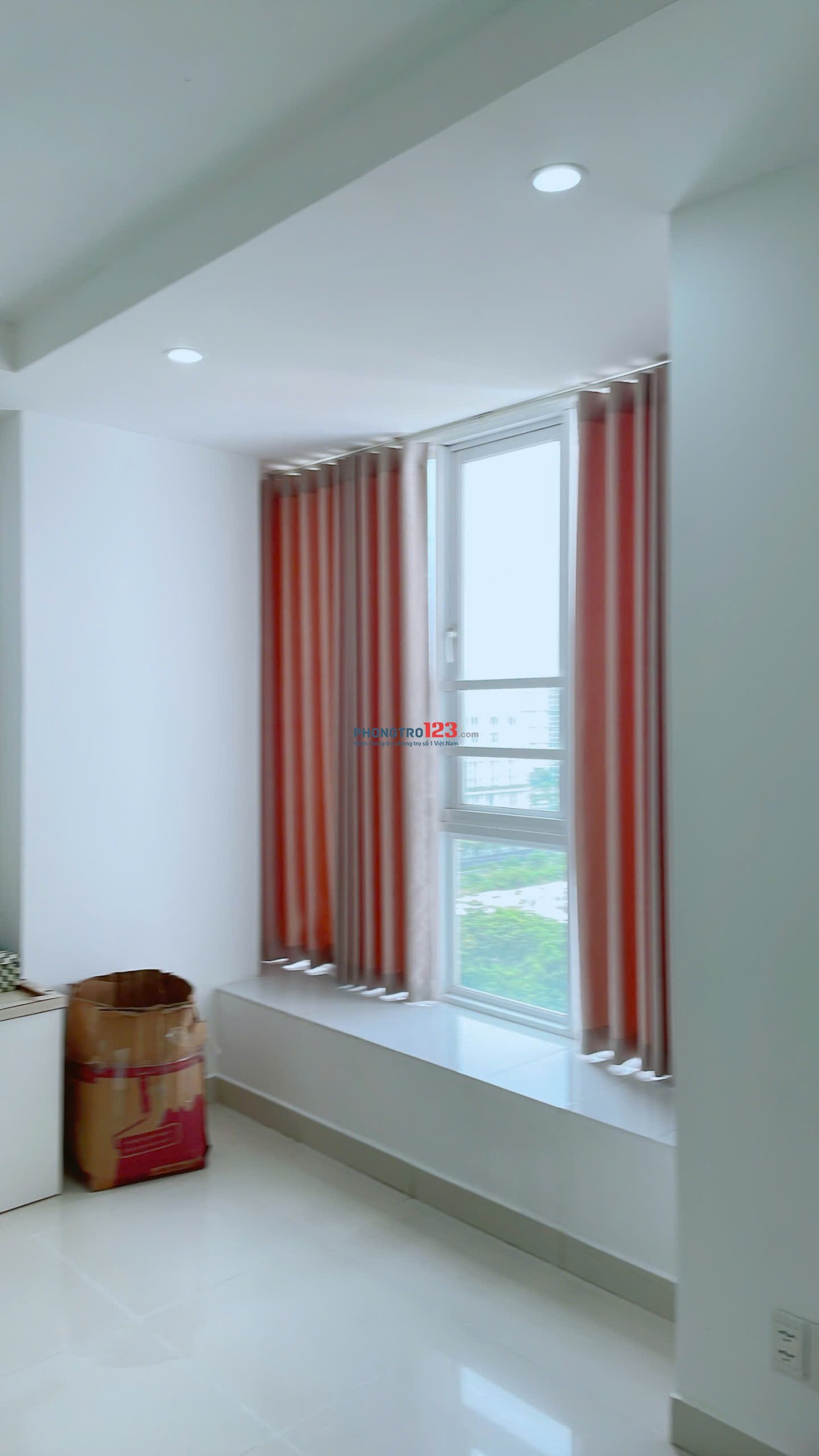 Tôi cần cho thuê gấp căn hộ 127m2 - 3PN ở Terra Rosa giá 8 Tr/th như hình