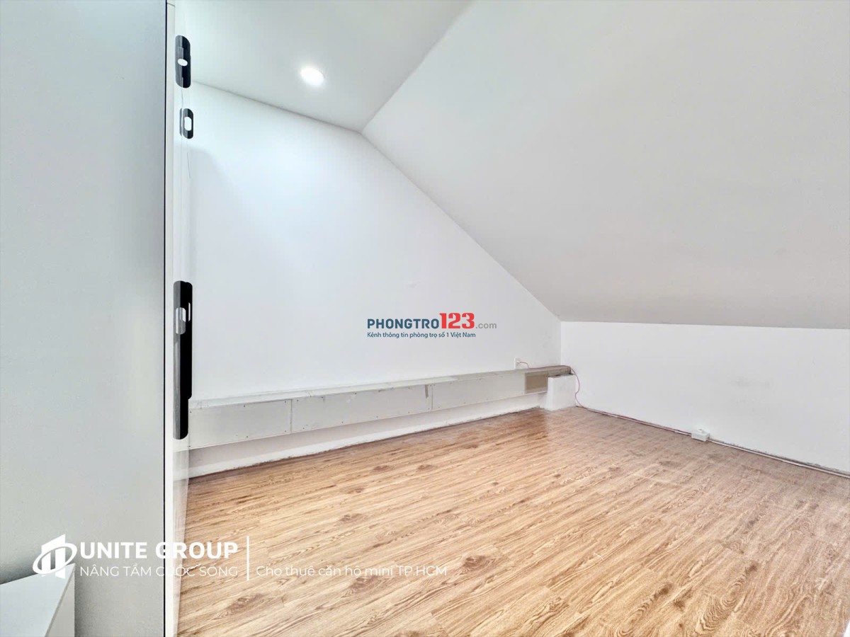 Duplex rộng rãi - Quận 7, gần KCX, Rmit, UFM, TDTU, và NTTU