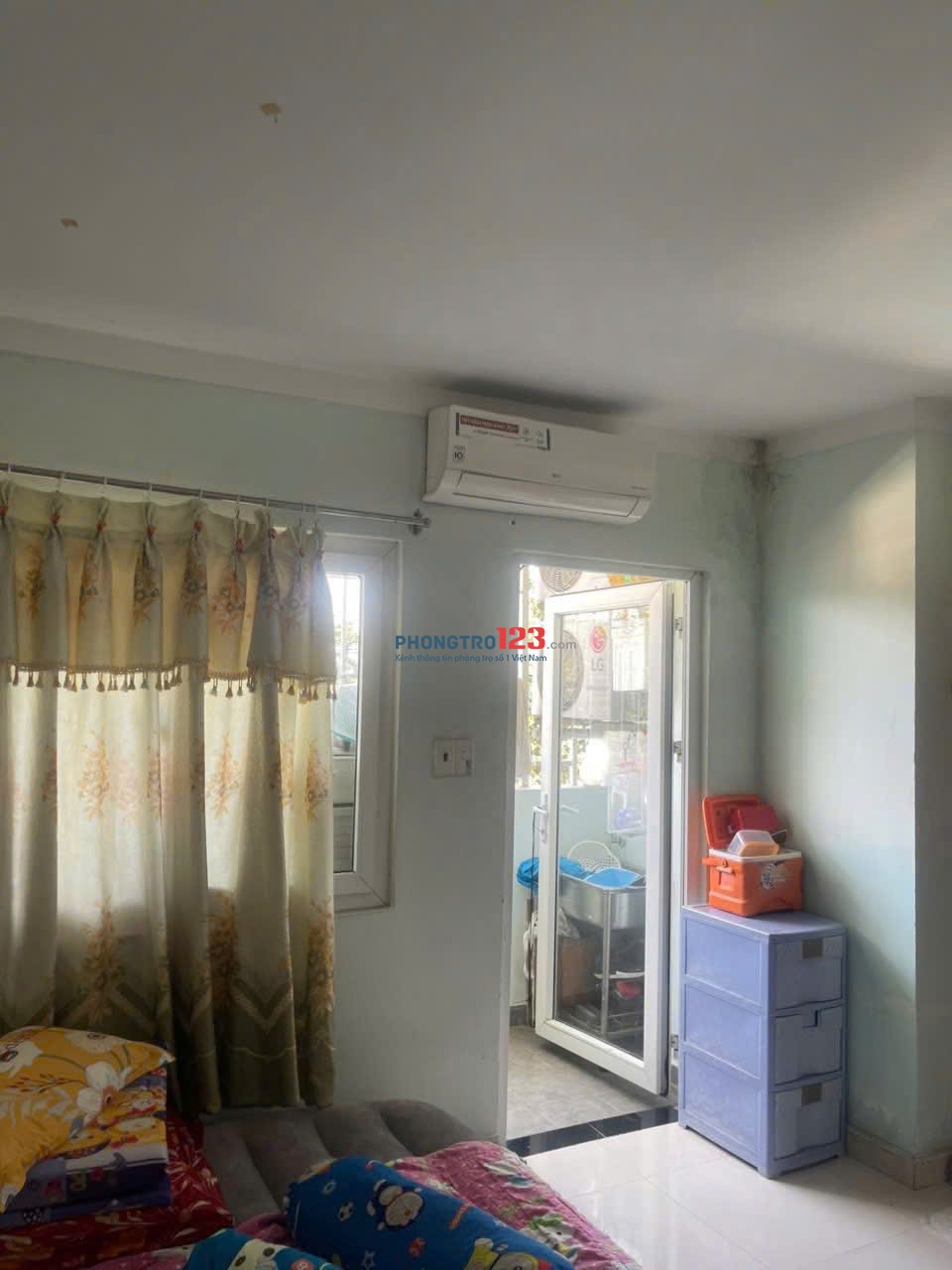 Chung cư Trần Nhuật Duật, Quận 1: 2p ngủ rộng, full nội thất, 12tr/th