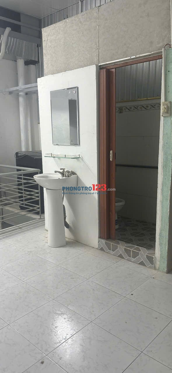 PHÒNG Ở GHÉP GIÁ BÌNH DÂN (CÓ PHÒNG RIÊNG CHO NHÓM BẠN)