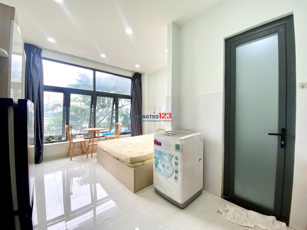  Căn Hộ Cho Thuê Full Nội Thất - Cửa Sổ - Ngay ĐH Giao Thông Vận Tải